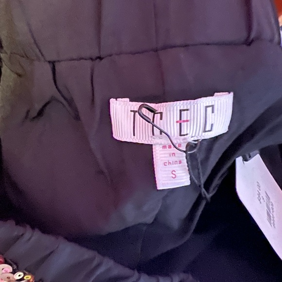 Sparkle For You Shorts 🎀 - Picture 8 of 8